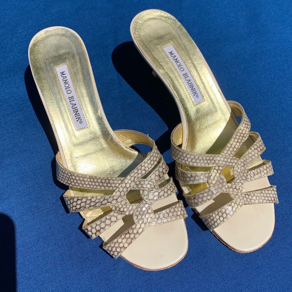 Manolo Blahnik kitten heels